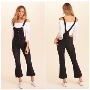 ISO!!!!!Crop overalls